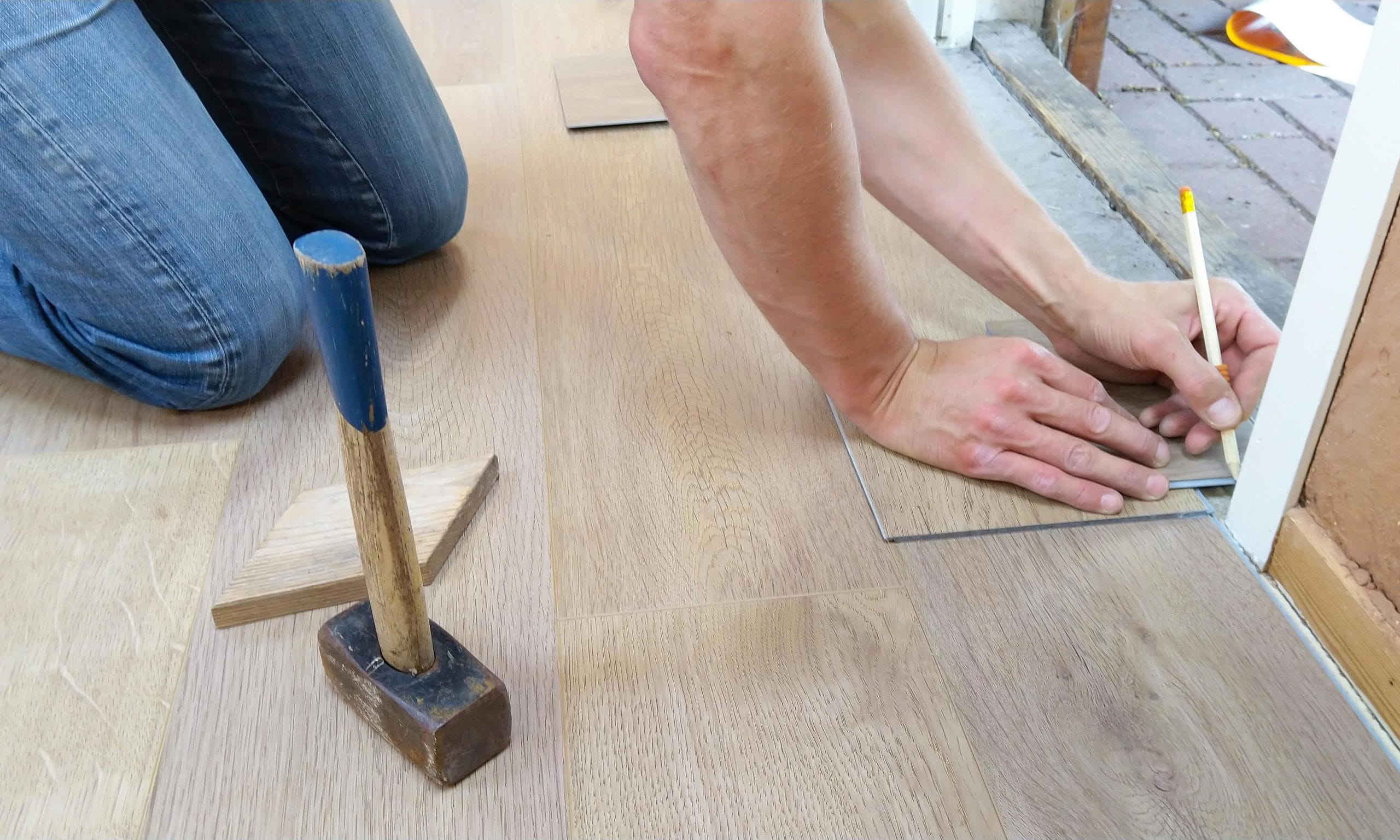 Step-by-Step Guide: A step by step guide on how to lay laminate flooring